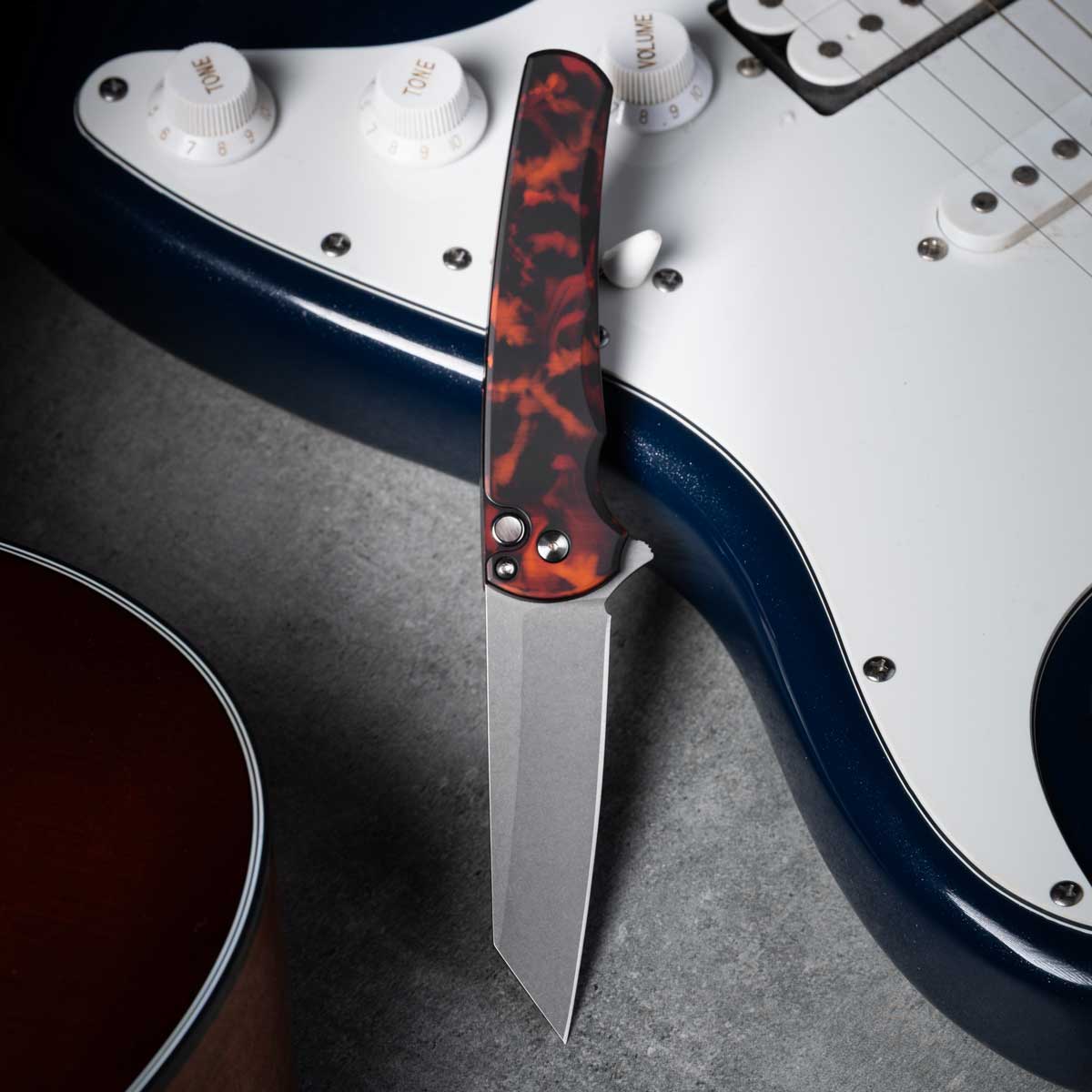 Pro-Tech - Malibu Flipper, "Del Fuego" Custom Handle, Magnacut Reverse Tanto Blade, Stonewash Finish - 5401-DF – Bild 3