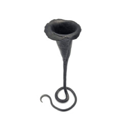 Alternative view of Schmiedeschätze Ybbsitz - Niki Frühwirth "Calla" Kerzenständer, groß