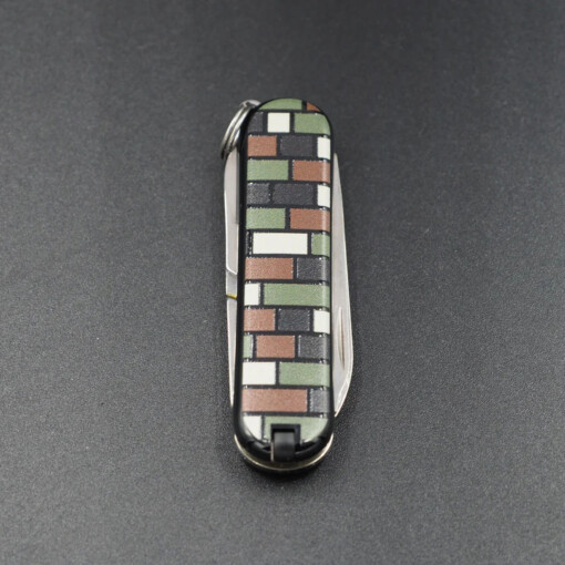 Victorinox - The Sharp Knife Club - Classic SD Camouflage Bricks 3D – Bild 4