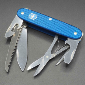 Victorinox - The Sharp Knife Club - Farmer X Alox Blue Sharp Knife Club Edition
